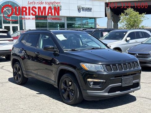 Certified 2019 Jeep Compass Latitude AWD/4WD image 1