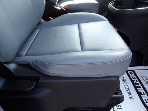 Used 2019 Ford Transit 250 138 image 29