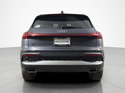 Used 2025 Audi Q5 Premium w/ Convenience Package