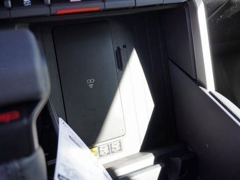 New 2025 Toyota Tundra Limited image 25