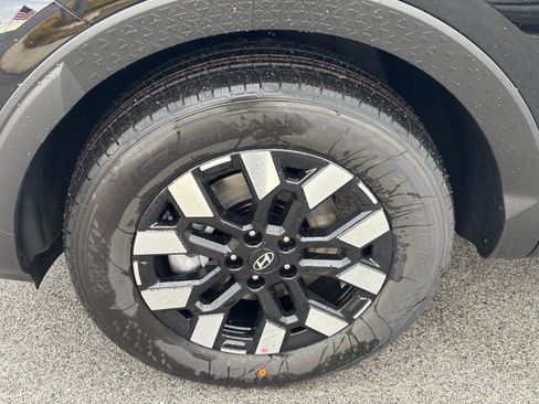 New 2026 Hyundai Santa Cruz SE FWD image 9