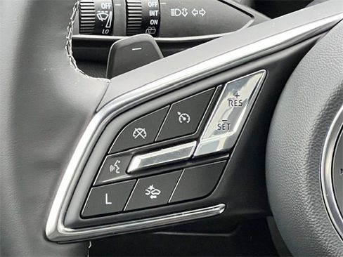 New 2025 Buick Enclave Preferred w/ Power Package image 27