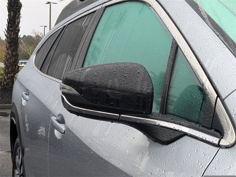 Used 2023 Subaru Outback Limited image 12