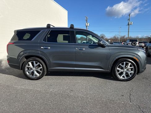 Used 2021 Hyundai Palisade Limited image 8