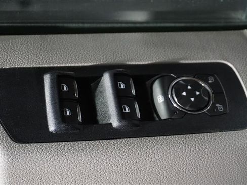 Used 2017 Ford F150 XLT w/ Equipment Group 302A Luxury image 13