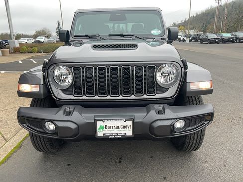 New 2026 Jeep Gladiator Sport image 5