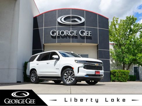 Used 2021 Chevrolet Tahoe LT w/ LT Signature Plus Package AWD/4WD image 1