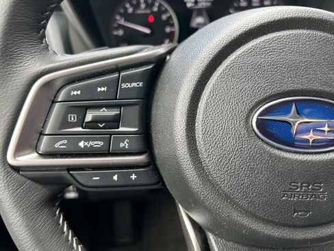 Used 2025 Subaru Ascent Premium AWD/4WD image 18