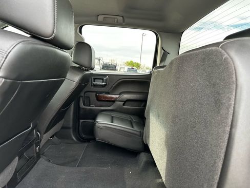 Used 2019 GMC Sierra 2500 SLT w/ Duramax Plus Package image 31