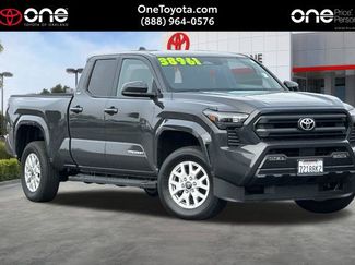 Used 2025 Toyota Tacoma SR5 video 1