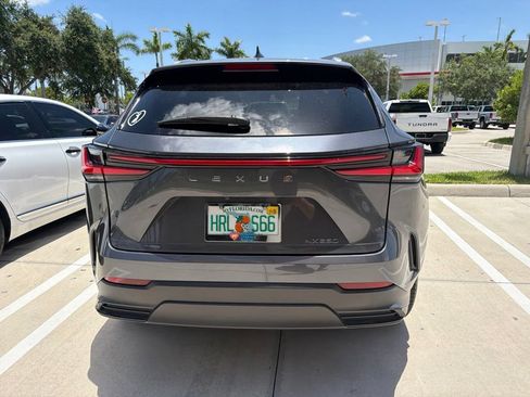 Used 2023 Lexus NX 250 FWD w/ Towing Package (2000 Lbs) image 9