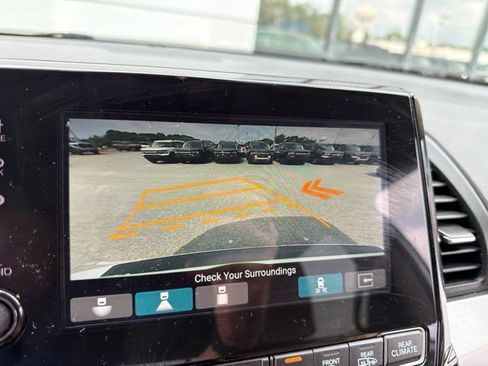 Used 2022 Honda Odyssey Touring image 17