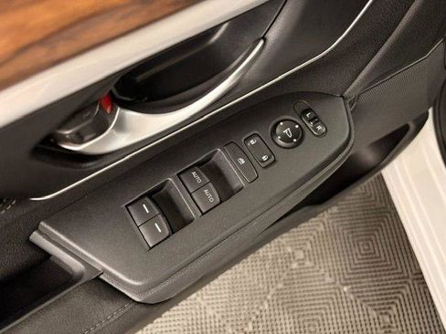 Used 2022 Honda CR-V EX image 7