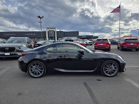 Used 2024 Subaru BRZ Limited w/ Popular Package 2 image 8