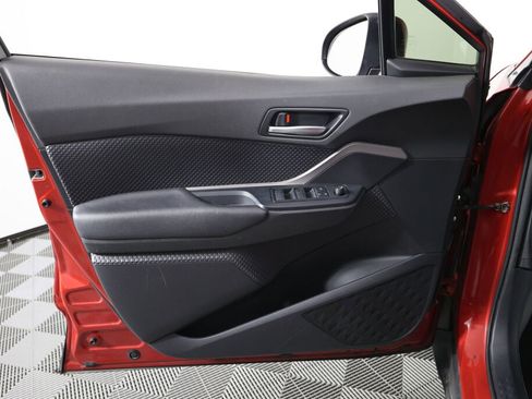 Used 2020 Toyota C-HR LE image 12