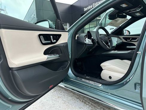 New 2026 Mercedes-Benz E 350 4MATIC Sedan image 19