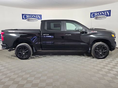 Used 2022 Chevrolet Silverado 1500 Custom Trail Boss AWD/4WD image 25