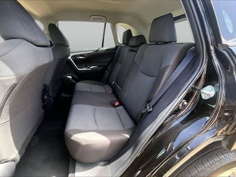 Certified 2025 Toyota RAV4 XLE FWD image 20
