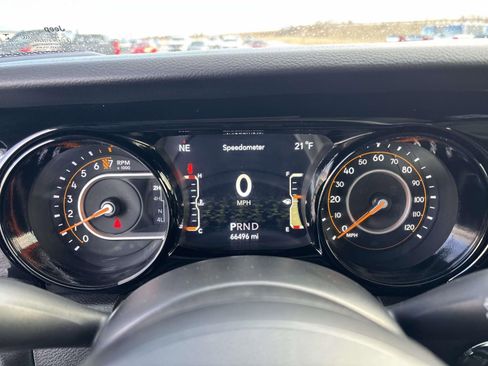 Used 2021 Jeep Wrangler Unlimited Sport image 16