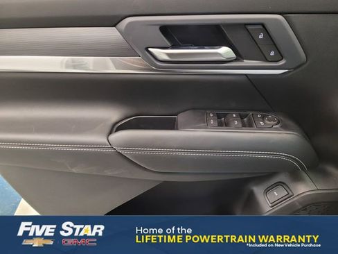 New 2026 GMC Terrain Elevation w/ Elevation Premium Package image 24