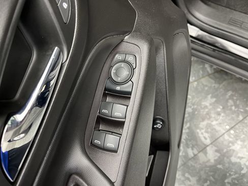 Used 2022 Chevrolet Equinox LT image 7