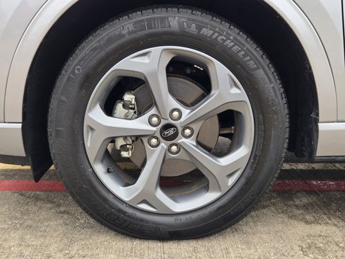 Used 2023 Ford Escape ST-Line Select image 7