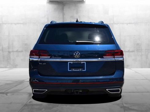 Used 2023 Volkswagen Atlas SE w/ Panoramic Sunroof Package FWD image 6