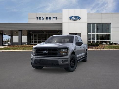 New 2026 Ford F150 XLT w/ Equipment Group 302A MID AWD/4WD image 3