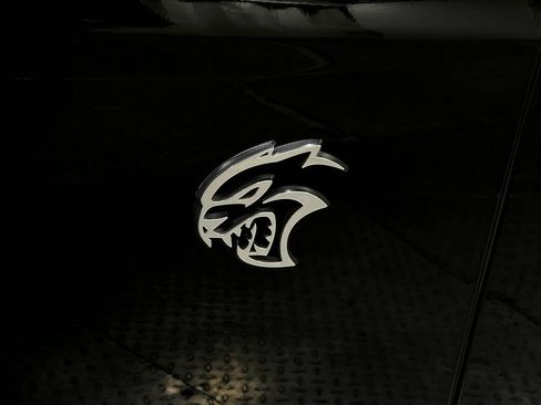 Used 2020 Dodge Challenger SRT Hellcat RWD image 37