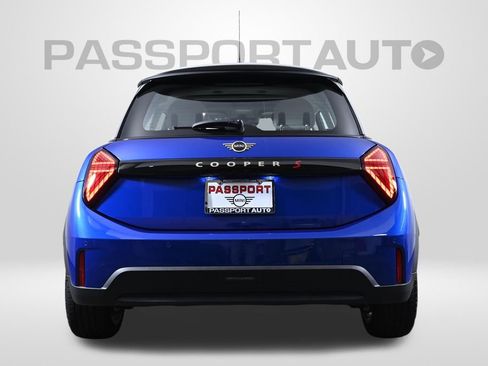 Certified 2025 MINI Cooper S image 6