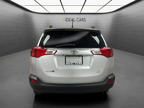 Used 2014 Toyota RAV4 LE AWD/4WD image 6