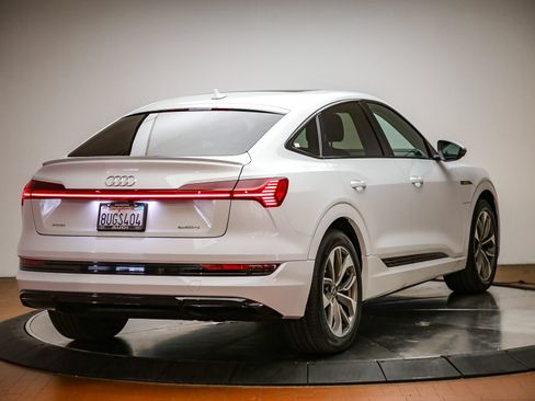 Used 2021 Audi e-tron Premium w/ Black Optic Package AWD/4WD image 5