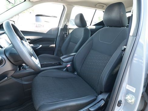 Used 2023 Nissan Kicks SV w/ Exterior Package FWD image 20