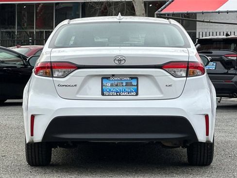 Used 2024 Toyota Corolla LE image 5