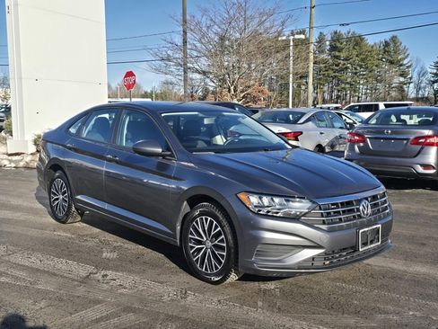Used 2020 Volkswagen Jetta SE image 11
