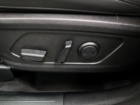 Used 2025 Kia Sorento S image 26