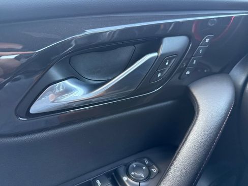 Used 2020 Chevrolet Blazer RS FWD image 27