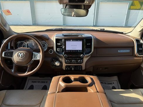 Used 2022 RAM 1500 Laramie AWD/4WD image 25