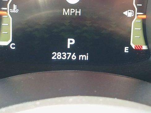 Used 2022 Jeep Gladiator Overland image 15