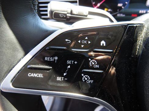 Used 2024 Mercedes-Benz GLE 350 4MATIC image 10
