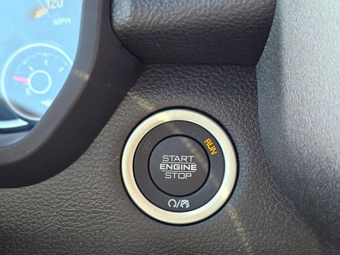 New 2026 RAM 1500 Express image 15