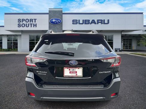 Certified 2025 Subaru Outback Premium AWD/4WD image 4