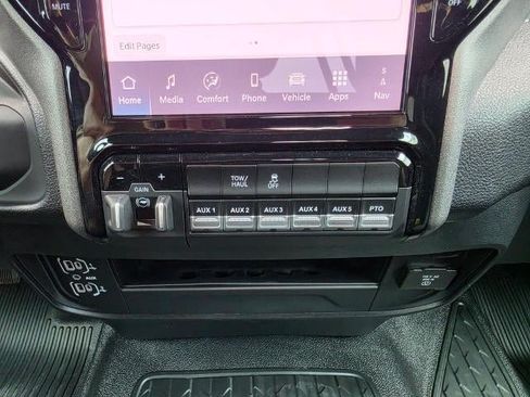 Used 2026 RAM 3500 Tradesman AWD/4WD image 21