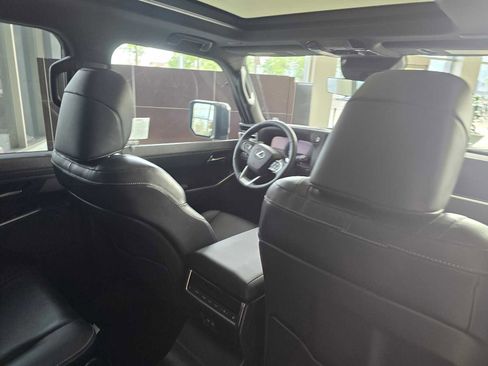 New 2026 Lexus GX 550 image 15