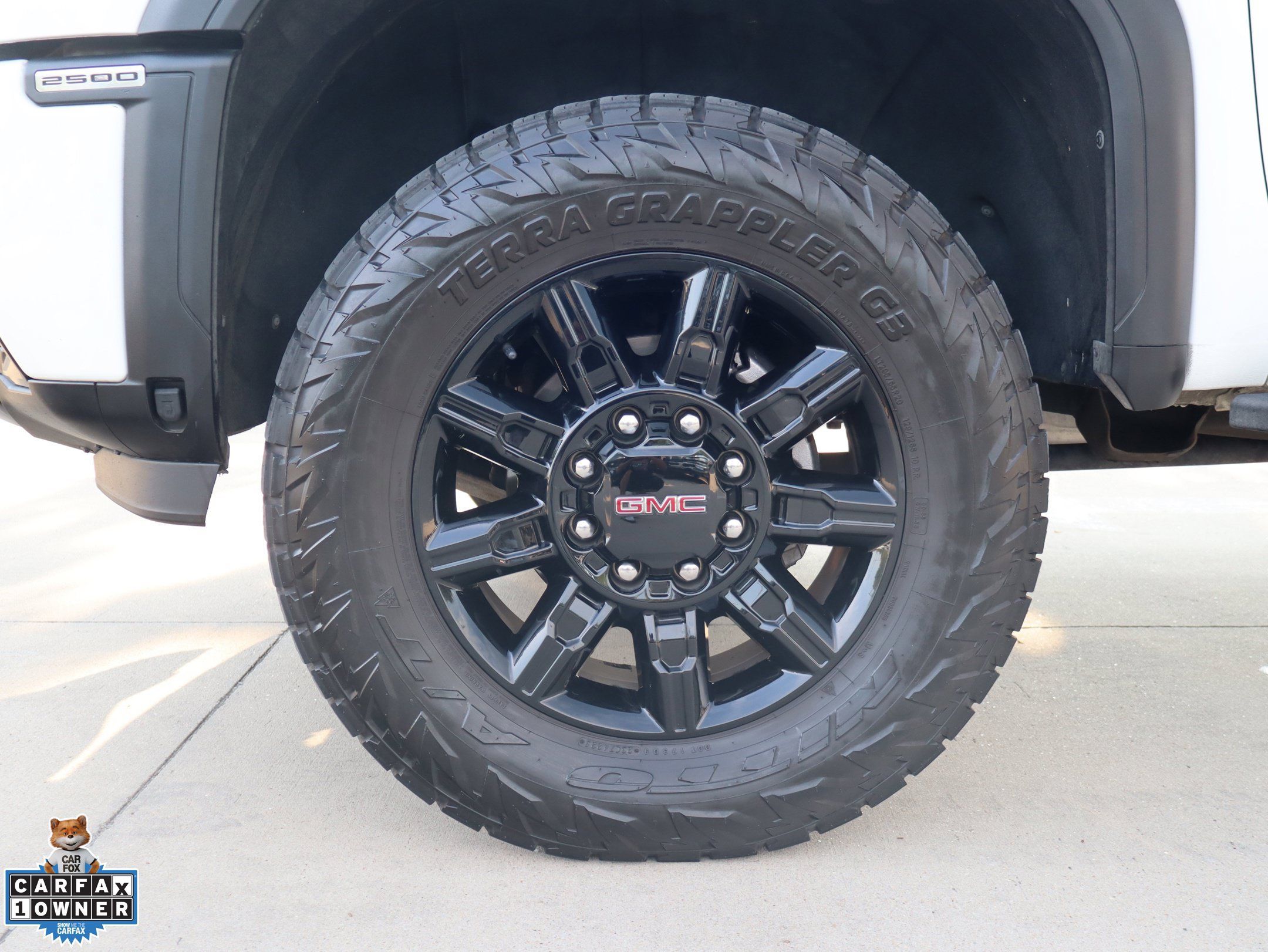 Used 2024 GMC Sierra 2500 AT4 w/ AT4 Premium Plus Package AWD/4WD image 11
