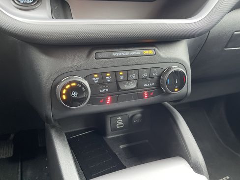 Certified 2023 Ford Bronco Sport Big Bend w/ Convenience Package image 19