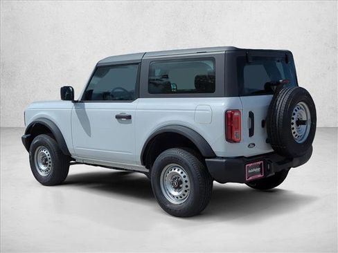 New 2026 Ford Bronco 2-Door AWD/4WD image 9