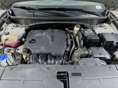 Used 2022 Hyundai Tucson Limited image 33