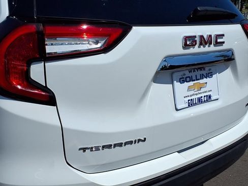 Used 2023 GMC Terrain SLE AWD/4WD image 22