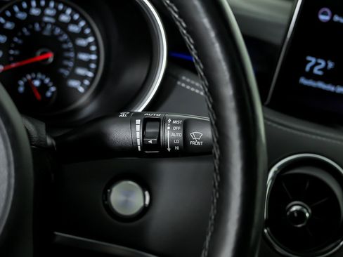 Used 2022 Kia Stinger GT2 image 30